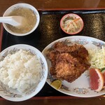 王関 - 肉の天ぷら定食
