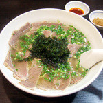 麺工房 武 - 牛塩チャーシューラーメン(950円)