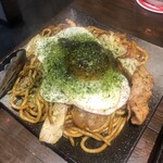 鉄板焼き 富や - 全部のせソース焼きそば