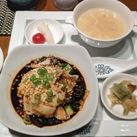 華都飯店 OsakaMetro本町ビル店 - 
