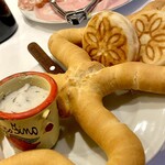 トレ ガッティ - 