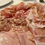 トレ ガッティ - 