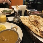 インドカレーの店 アールティー - 