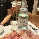 トレ ガッティ - 