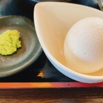 瑞生庵 - 温玉とワサビは味変できます！これがさっぱりしてさいこ〜に美味しいです！