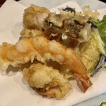 宵ノねこ - 天ぷら盛り合わせ