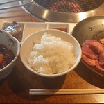 Yakiniku No Ba-Nzu - 