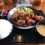 イエロースパイス - 唐揚げ定食ご飯大盛(770円＋大盛110円)