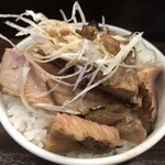 麺屋 ルリカケス - 肉飯