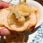 キッチン サカナヤ - バケットで食べると旨いっす