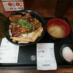 伝説のすた丼屋 - 