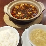 静岡 四川飯店 - スープ、ライスつきます