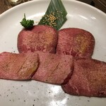 焼肉問屋くに家 - 