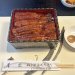 ぬりや - 上うな重。着丼まで40分待つ価値があるふんわり食感でした。