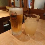 Kakaya - 生ビールジョッキとセットドリンク