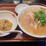 餃子の王将 - 餃子の王将ラーメンセット1,031円