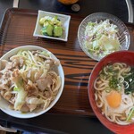 お食事処　まこと - 料理写真:焼肉丼と月見うどんランチ　800円