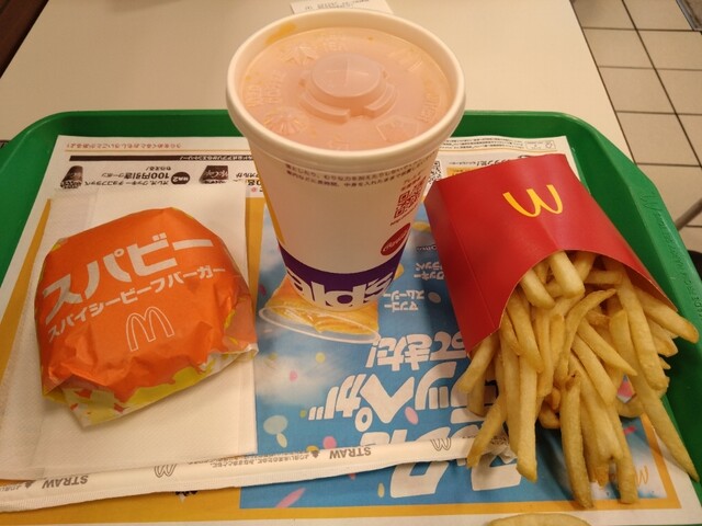 McDonald's Mega Don Kihote Benten Choten - Asashiobashi/Hamburger