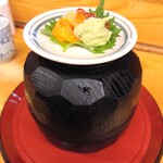 211245182 - こぼれ海鮮丼（2000円）