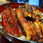 千里うなぎ 御所南店 - 2022年7月　ちょっと焼き方変化つけてる？