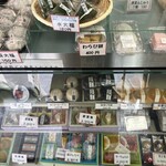 志美津屋 - 実はいろいろある。