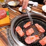 焼肉とんり - 