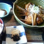 食事処 平成魚松 - 鯛兜煮定食　980円