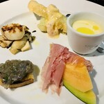 ピッツァ ジューシー - 前菜盛り合わせ