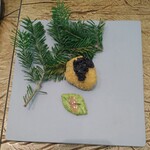 レヴォ - 〜虎魚〜おこぜのフライ、キャビアとアボカドソースを添えて