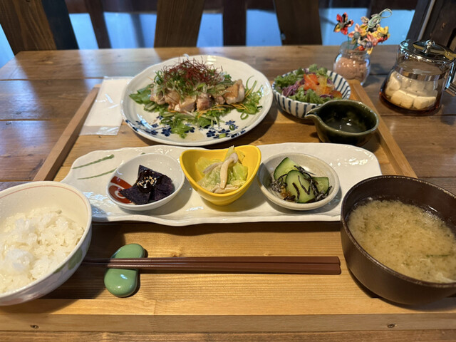 まんまるや（花泉）｜岩手・一関市の地元食堂で味わう和定食と温かいサービス