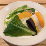 蕎麦 ろあん 湯村 - 蕎麦前の二皿目（お野菜のたいたん）