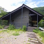 レヴォ - 2023.7外観（レストラン正面）