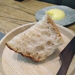 レヴォ - 自家製酵母パン