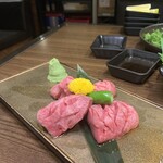 黒毛和牛とタンとハラミ 焼肉ごりちゃん 梅田本店 - 