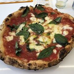 Fakalo pizza gallery - マルゲリータ：２０００円