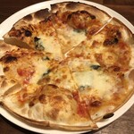 i-na Dining Bar and Cafe  - マルゲリータ