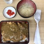 河金 - 元祖かつカレー 河金丼 ヒレかつ重 ¥1,200円です✨