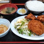 ポンポ子 - メンチ鳥唐揚定食 ¥900