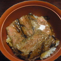 赤坂 津つ井 総本店 - ビフテキ丼