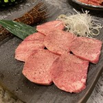 川崎名物 炭火焼肉 食道園 - 