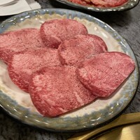 川崎名物 炭火焼肉 食道園 - 