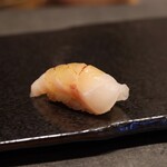 すし大 - チャイロマルハタ