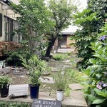 ラノッキオ - 裏庭の庭園