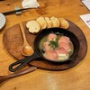 Wabisutoro Saku - 生ハムとチーズのアヒージョ