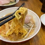 Onimiso Ra-Men - 太めの縮れ麺