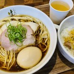 Ra Xamen Hayashida - 醤油らぁ麺