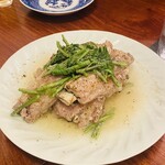 月泉 - スペアリブニンニク蒸し