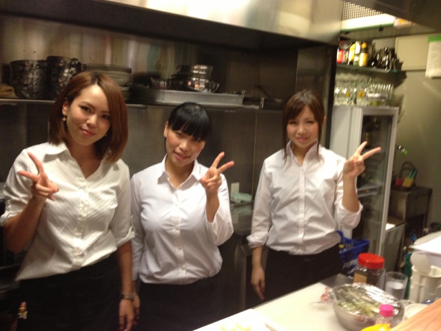 お洒落な店内 素敵なスタッフ 居心地のいい空間で美味しい串カツを満喫 By コージーパパ Bongo ボンゴ 新福島 串揚げ 串かつ 食べログ