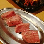 焼肉ホルモン にくろう - 