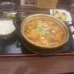 韓国家庭料理 勝利 - キムチラーメン定食